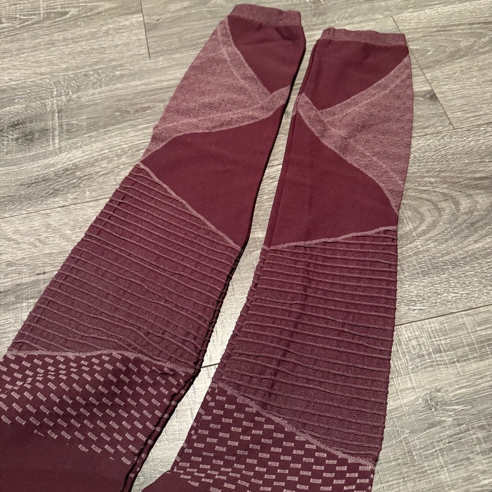 NWT SPANX Seamless Leggings Tummy Control Wine Red Women Size Large - Picture 6 of 7